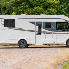 AUTOSTAR NAEOS i745LC - 92.665 Eur (TVA INCLUS) AUTOSTAR NAEOS i745LC - 92.665 Eur (TVA INCLUS)