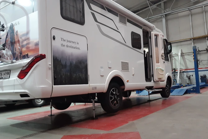 Sisteme de calare hidraulice pentru autorulote