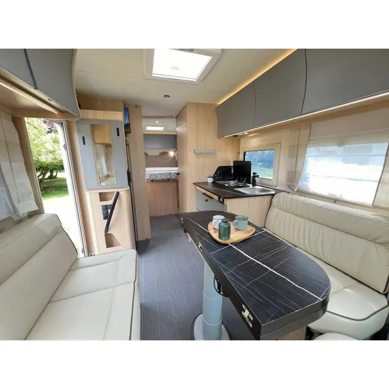 AUTOSTAR PRIVILEGE P740LC - 79.990 eur (TVA INCLUS)